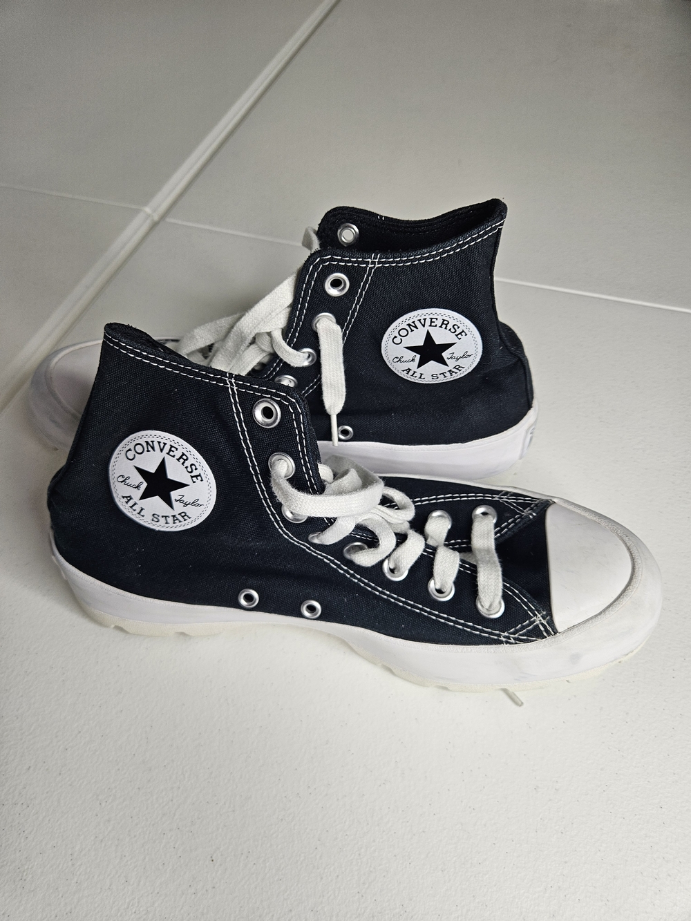 Converse ' Chuck Taylor All Star High Top Sneakers in Black
